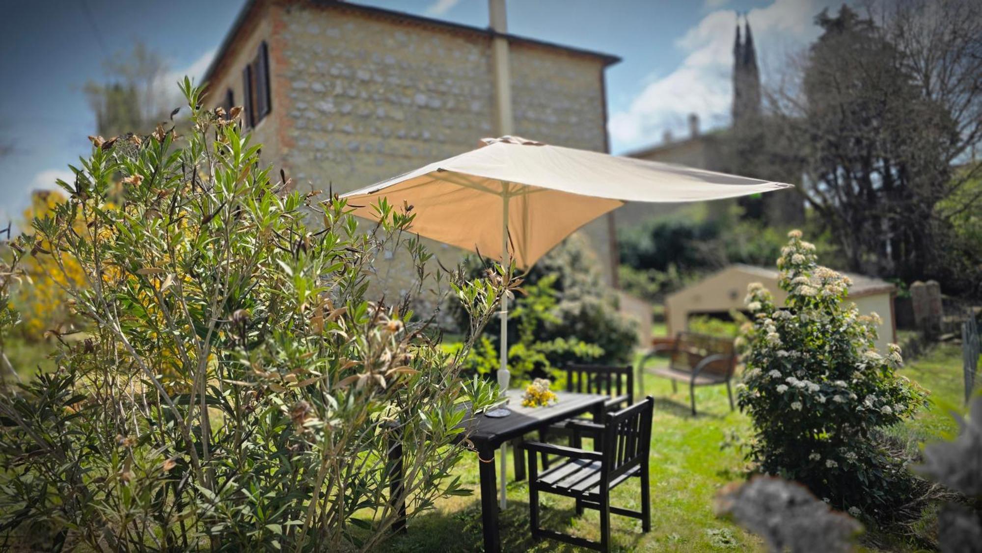 A Casa Di Gabri Villa Montefollonico Eksteriør billede