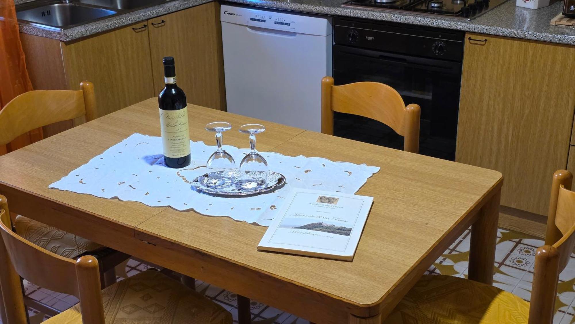 A Casa Di Gabri Villa Montefollonico Eksteriør billede